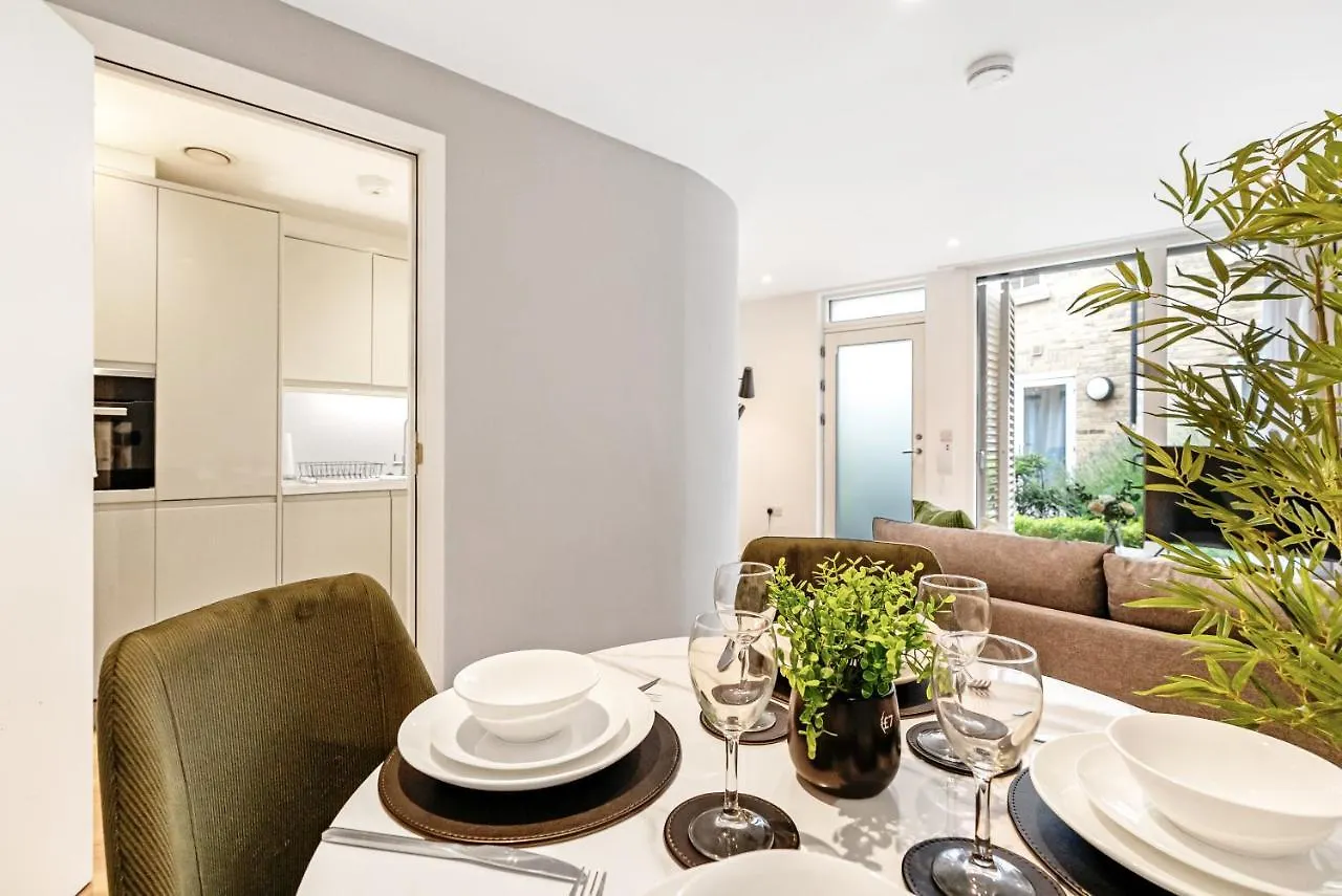 Tailored Stays - Central Cambridge, River Walk Apartments 0*, Κέμπριτζ Ηνωμένο Βασίλειο